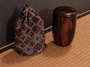 drawstring-bag-for-hikiya